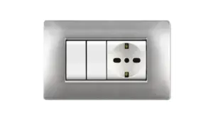 Placca mylife q 4 moduli alluminio chiaro