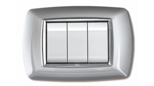 Placca mylife 3 modulo alluminio chiaro