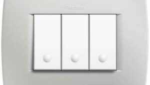 BTicino luna placca 3 moduli grigio chiaro