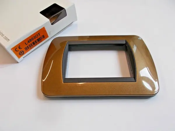 bticino-placca-livinglight-4-mod-ocra-metallica