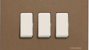 BTicino Magic Placca 3P Bronzo