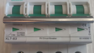INTERRUTTORE DC 100V 4P 63A