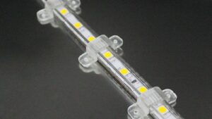 CLIP PER STRIP LED 230V