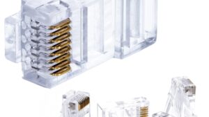PLUG  RJ45 CAT 5E UTP