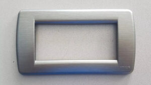 Placca Classica 4 Moduli Grigio Satinato IDEA