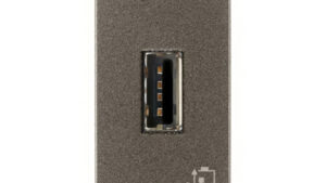 UNITÀ ALIMENTAZIONE USB 5V 1,5A 1M METAL